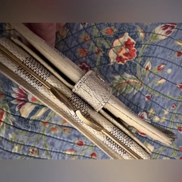 Louis Vuitton Vintage Damier Azur LV Kisslock Wallet 2007 Flawed! Authentic - Picture 8 of 13